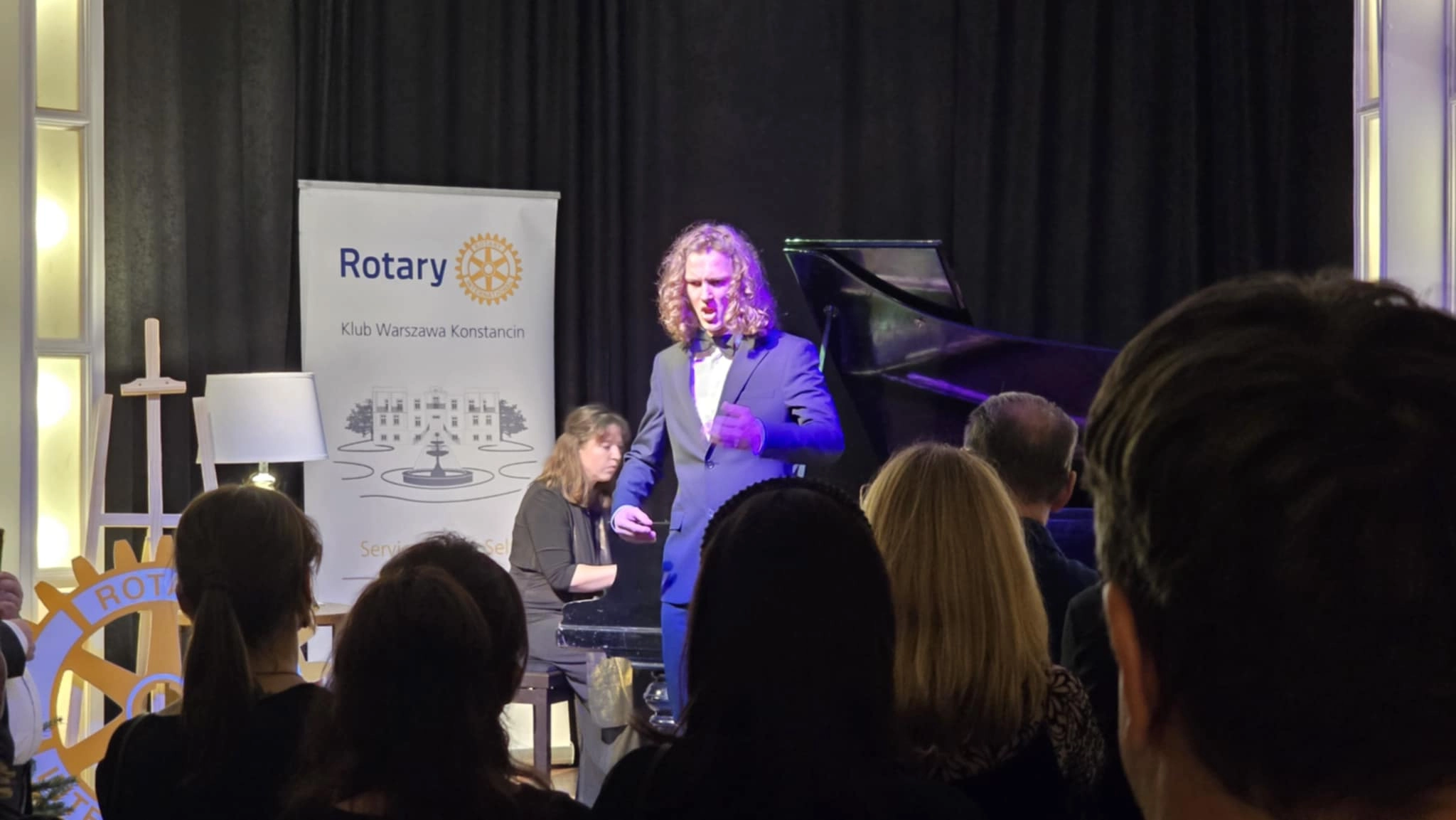 Mikołaj przyniósł stypendia